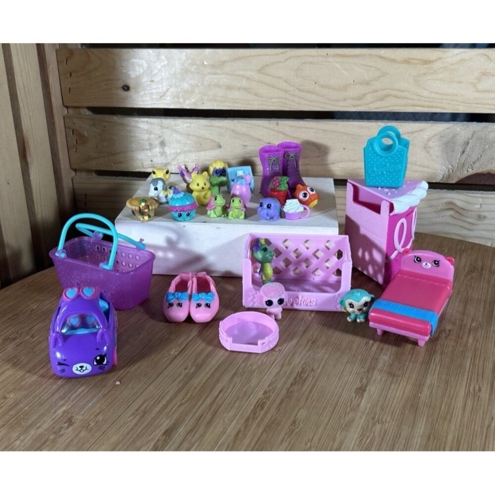 Shopkins Lot of 27 Piece Figures Basket Cutie car Playpen Twin bed shoes Boots